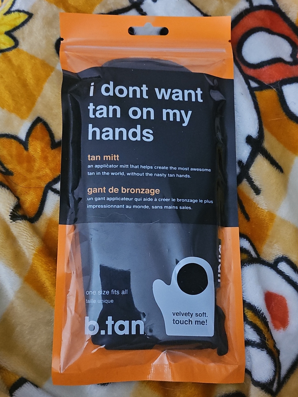 b.tan Black Tan Applicator Mitt - Velvet Touch